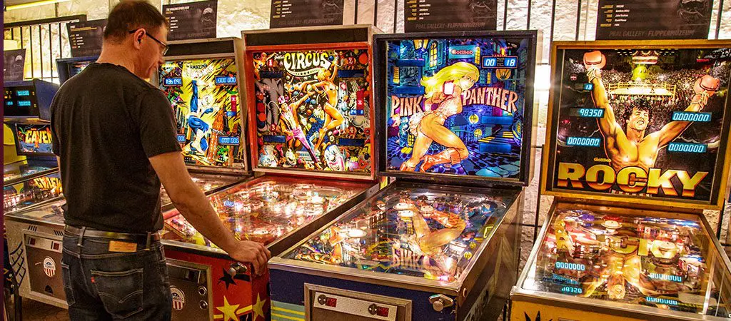 Pinball - Vertigo Arcade