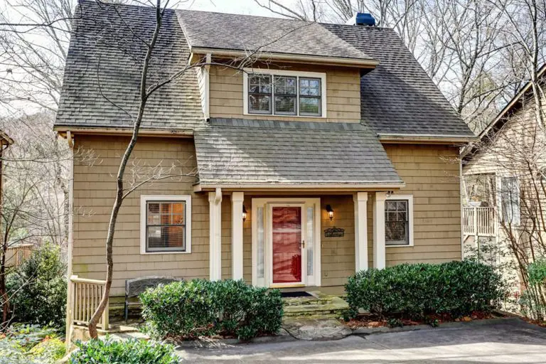 Cottage on the Green