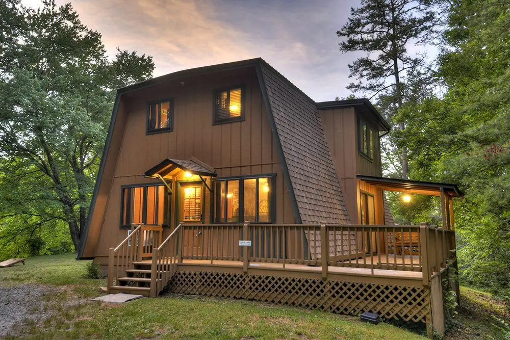 fireside-lodge-blue-ridge-exterior-1-featured