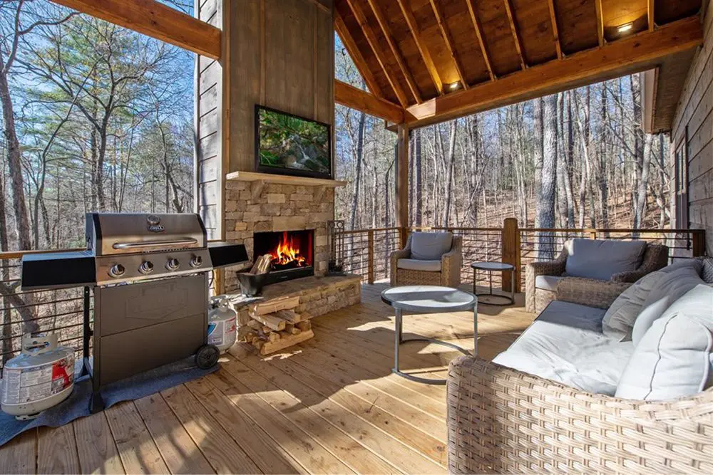 Ellijay Cabin - Bucks and Bunks - Featured