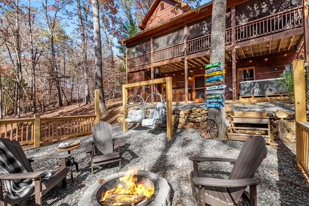 Ellijay - Hillside Retreat - Featured