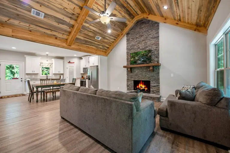 Tumbling Waterfalls Retreat