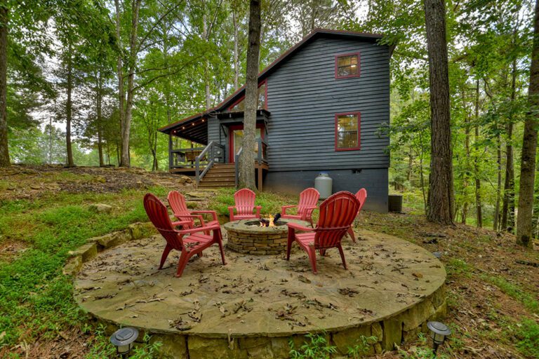 Ellijay - Red Ember Creek - Featured