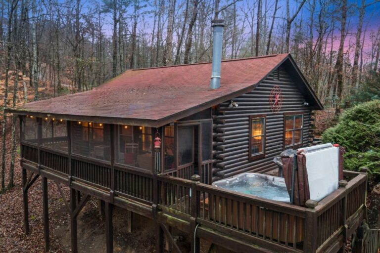 Ellijay Cabin - Deer Crossing - Featured