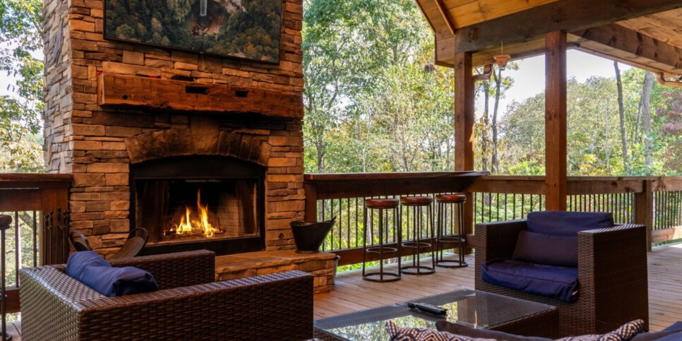 Blue Ridge Cabin - Toccoa River Mist - Exterior