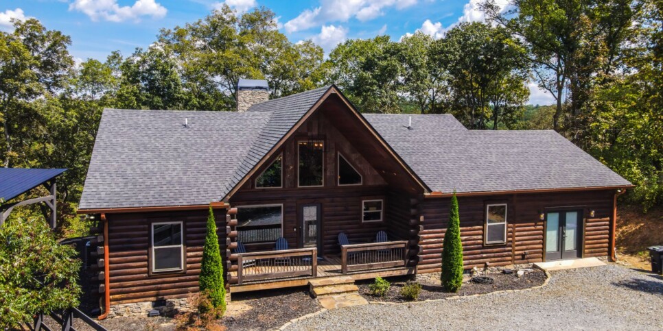 Blue Ridge Cabin - Toccoa River Mist - Exterior