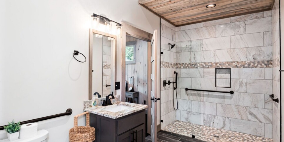 Blue Ridge Cabin - Modern River Retreat - Bathroom