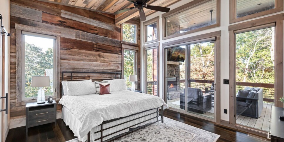 Blue Ridge Cabin - Modern River Retreat - Bedroom