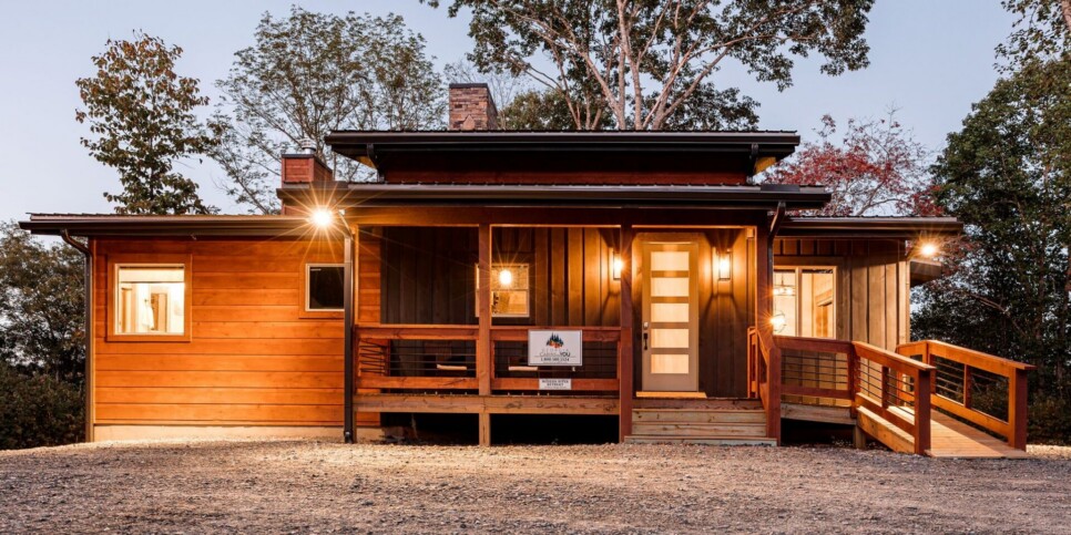 Blue Ridge Cabin - Modern River Retreat - Exterior