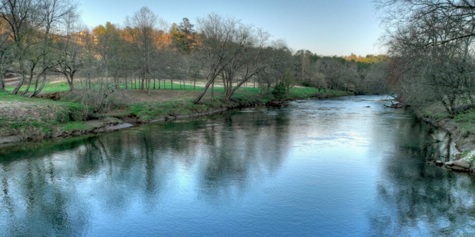 Blue Ridge - Modern River Retreat - Exterior