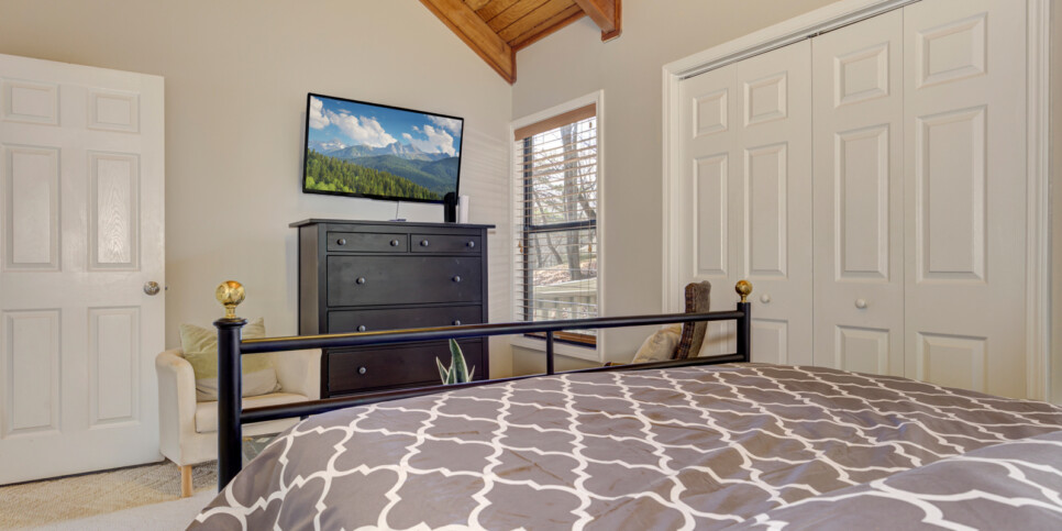 big canoe laughing fox bedroom