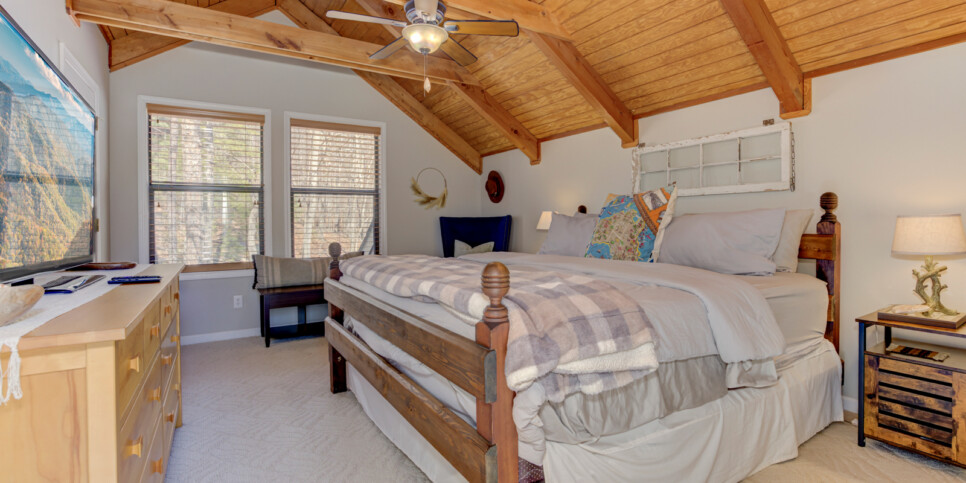 big canoe laughing fox bedroom