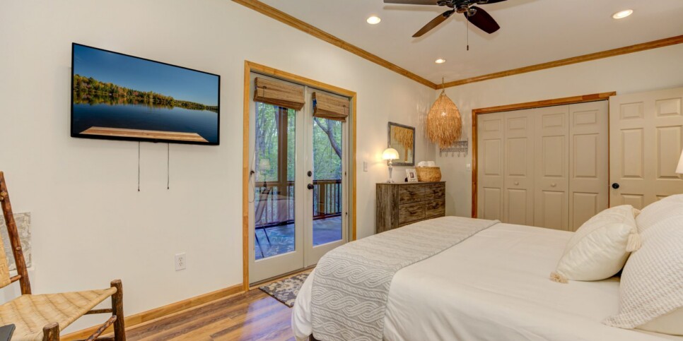 Big Canoe Modern Nomad Bedroom