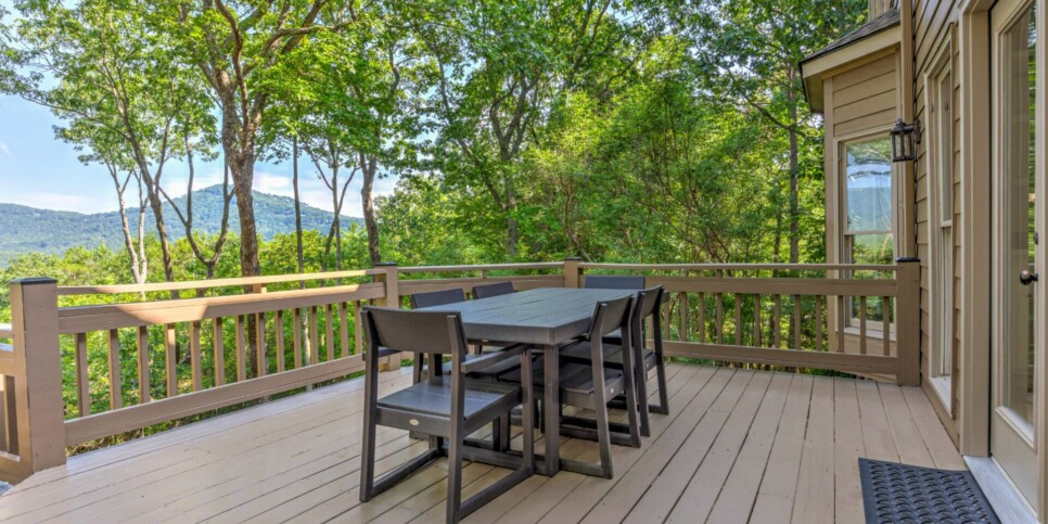 Big Canoe - Hillside Manor - Exterior