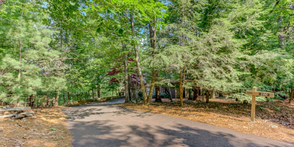 Big Canoe - Hillside Manor - Exterior