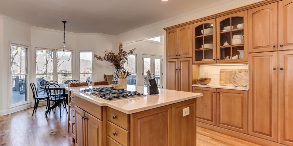 Big Canoe - Hillside Manor - Kitchen