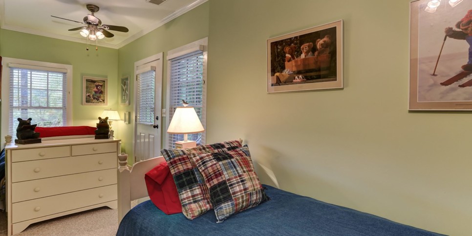 Big Canoe - Lake Escape - Bedroom