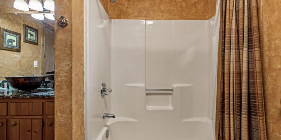 Big Canoe - Canoe Believe It - Bathroom