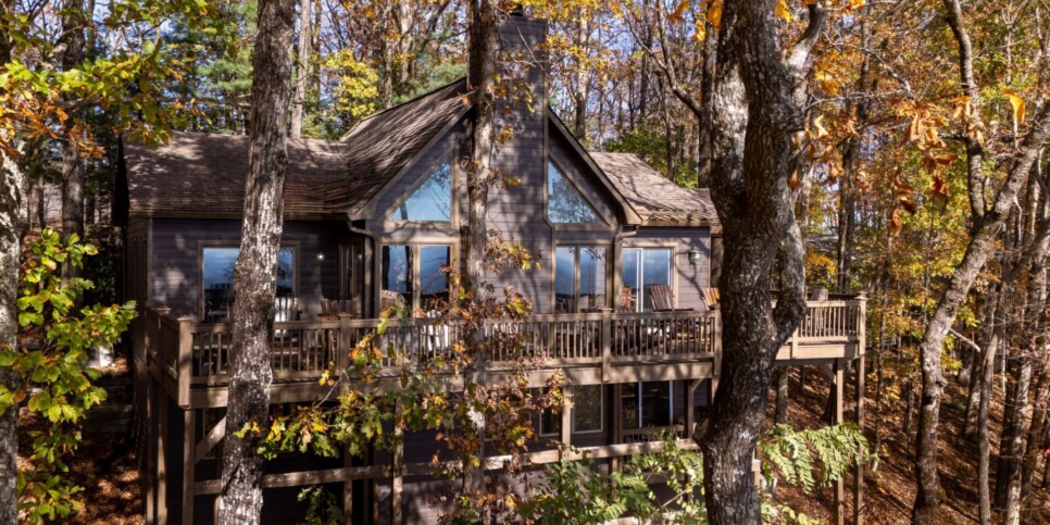 Big Canoe - Canoe Believe It - Exterior