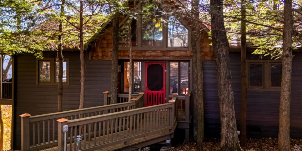 Big Canoe - Canoe Believe It - Exterior