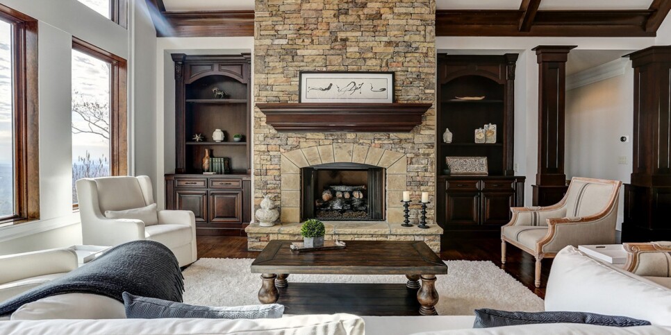 ga-cfy-big-canoe-cabin-mountainview-living-room-4