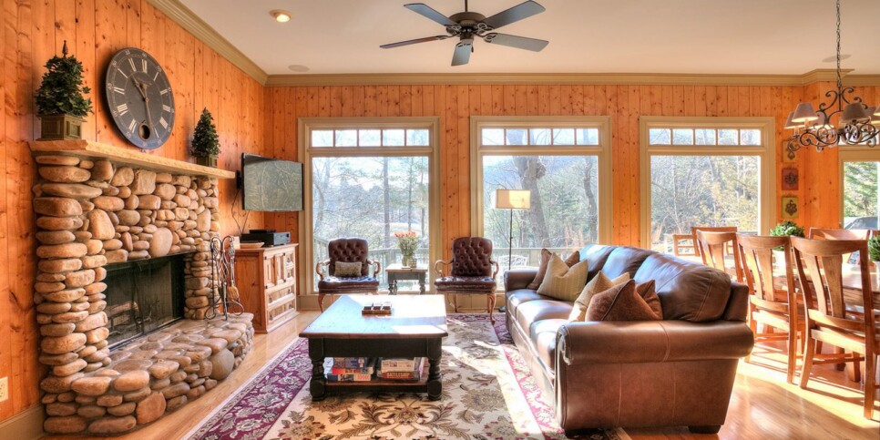 ga-cfy-big-canoe-cabin-paradise-retreat-living-room-3