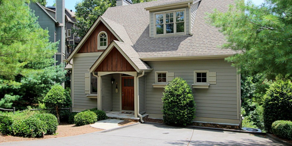 ga-cfy-big-canoe-cabins-tippy-canoe-lodge-exterior-1