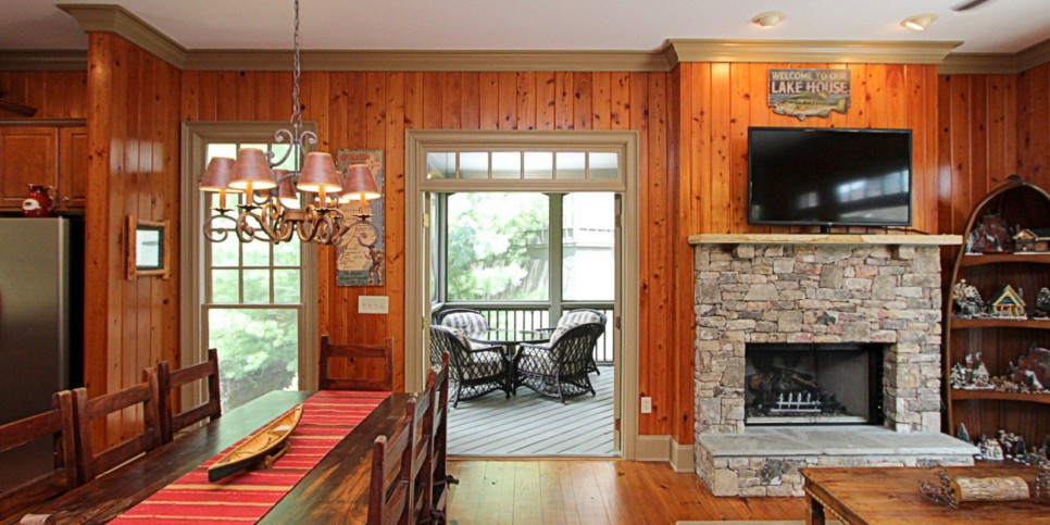 ga-cfy-big-canoe-cabins-tippy-canoe-lodge-living-room-1