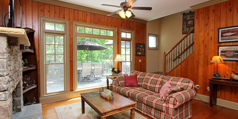 ga-cfy-big-canoe-cabins-tippy-canoe-lodge-living-room-2