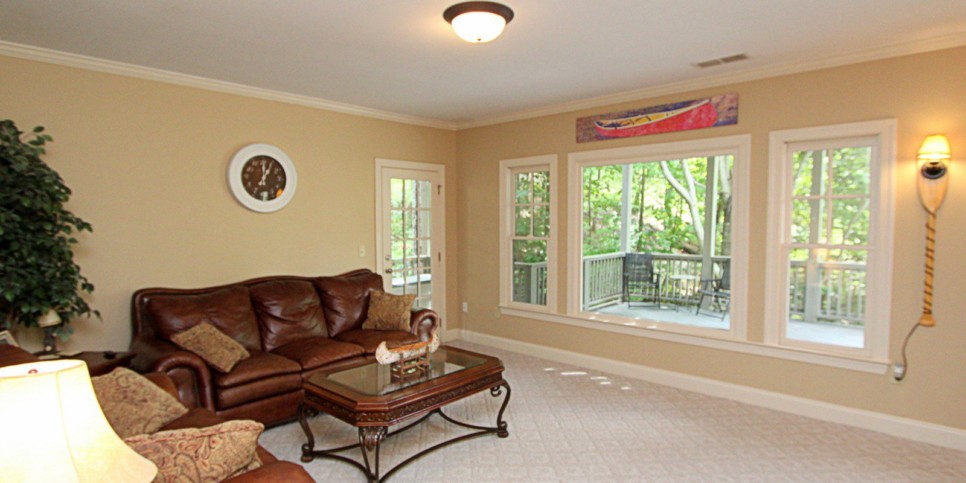 ga-cfy-big-canoe-cabins-tippy-canoe-lodge-rec-room-3