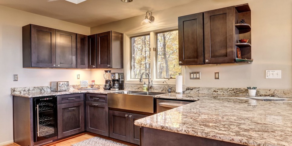 ga-cfy-big-canoe-cabins-vista-haven-kitchen-6