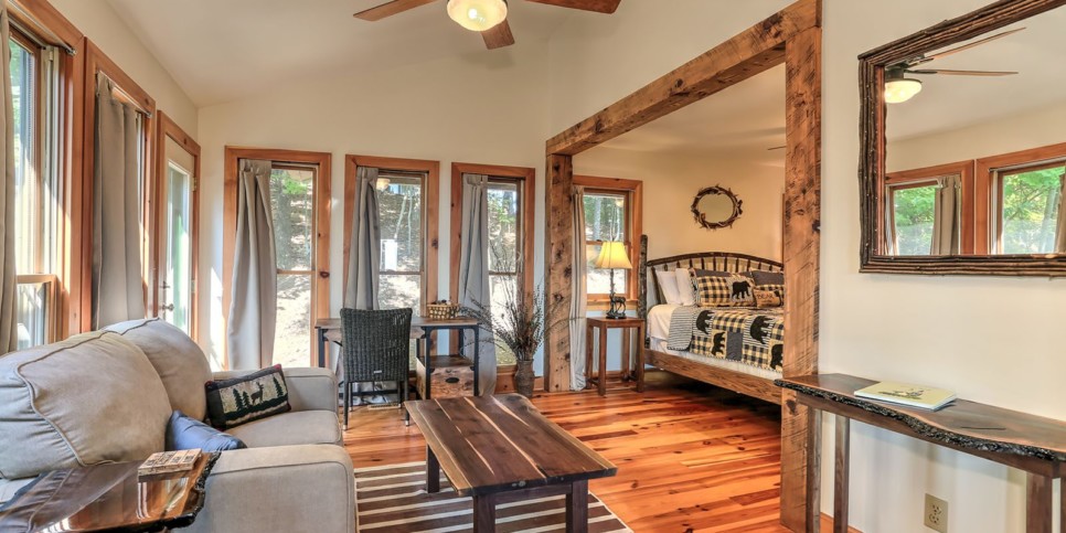 ga-cfy-big-canoe-wine down cottage-bedroom-3