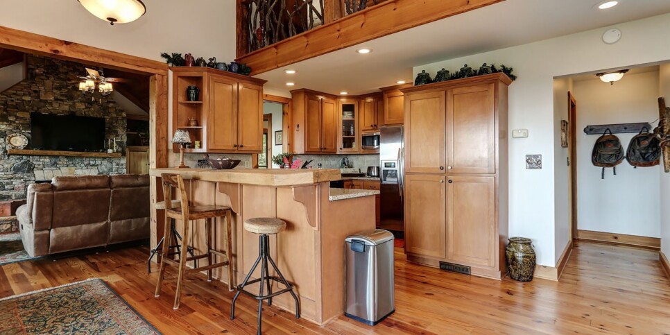 ga-cfy-big-canoe-wine down cottage-kitchen-5
