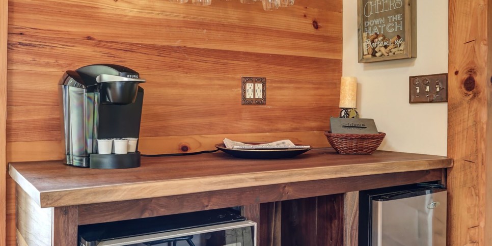 ga-cfy-big-canoe-wine down cottage-kitchen-8