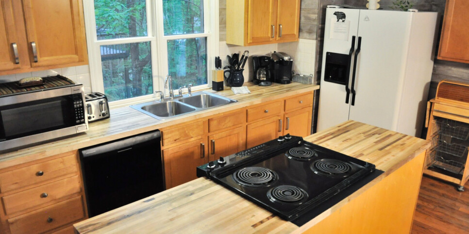 big canoe hibernation station kitchen