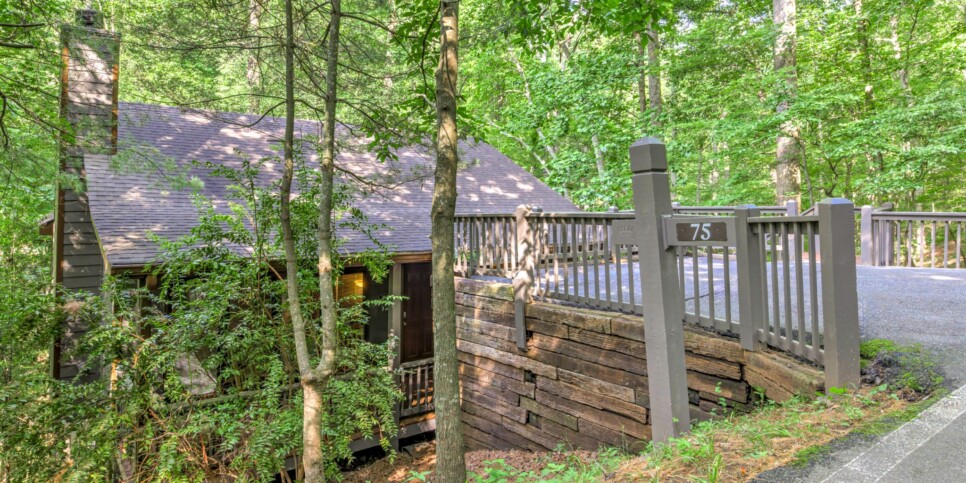 Big Canoe - Hibernation Station - Exterior