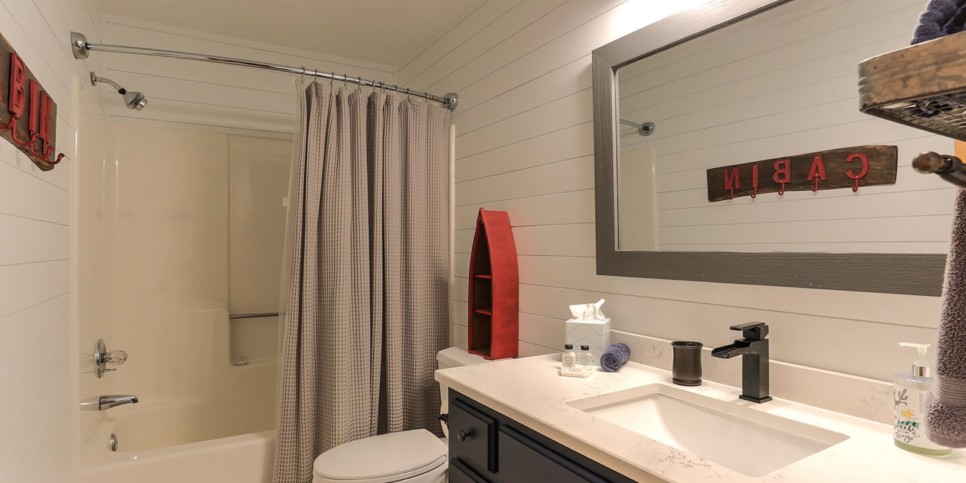 big-canoe-hidden-haven-bathroom-5