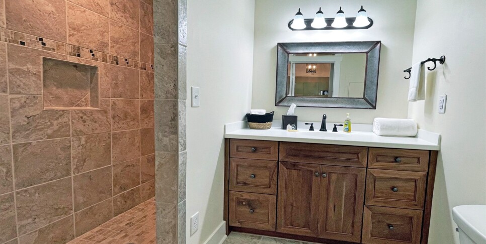 Big Canoe - The Burrow - Bath Temp