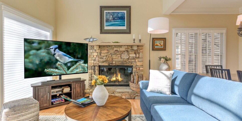 Big Canoe Rental - Fairway to Seven - Living Room