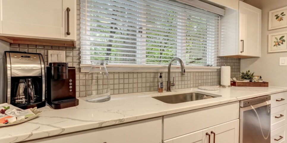Big Canoe - Condo - Creek View Villa - Kitchen