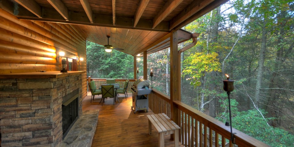 Blue Ridge - Castle Creek - Exterior