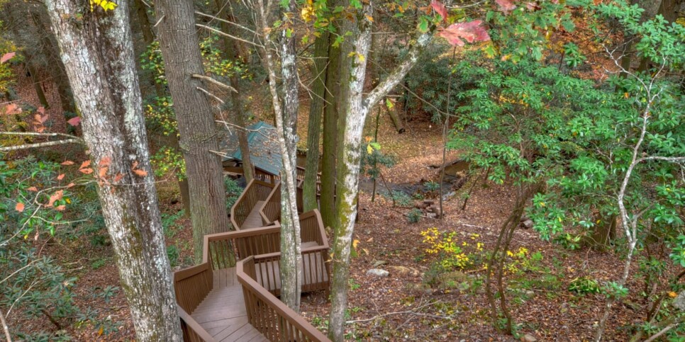 Blue Ridge - Castle Creek - Exterior
