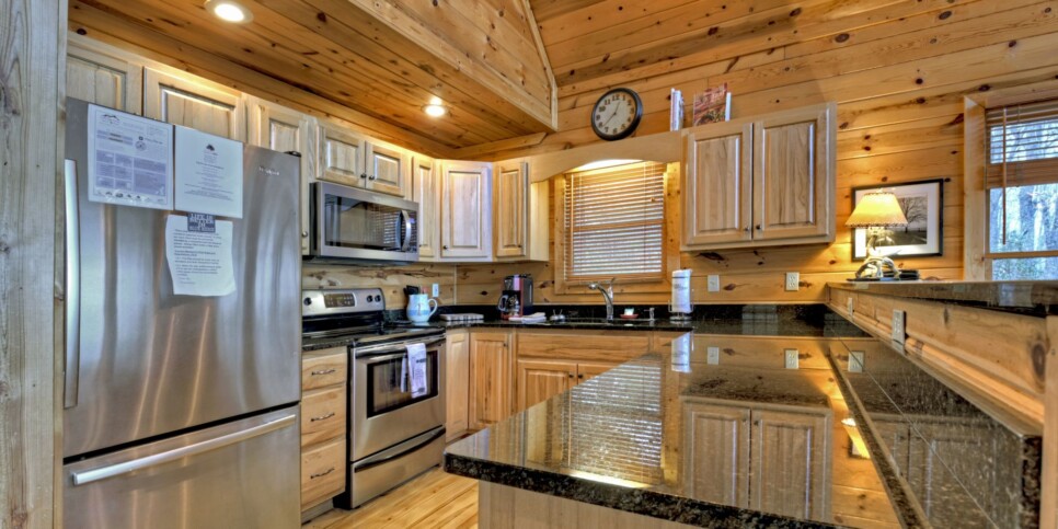 Blue Ridge Cabin - Appalachian Sunrise - Kitchen