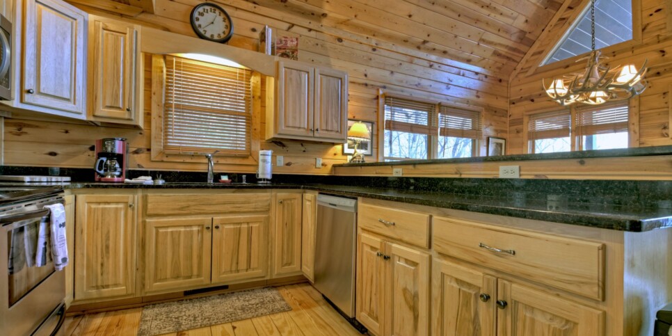 Blue Ridge Cabin - Appalachian Sunrise - Kitchen