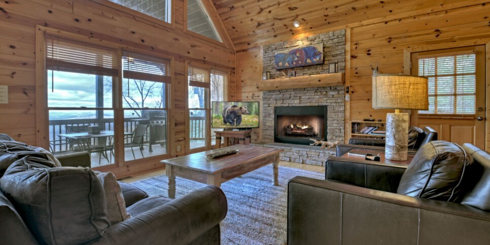 Blue Ridge Cabin - Appalachian Sunrise - Living Room