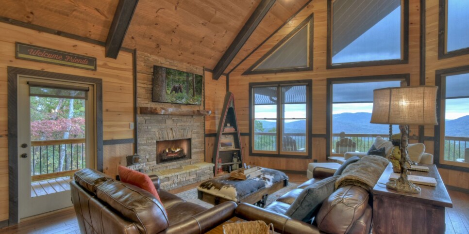 blue-ridge-cabin-skyfall-living-2