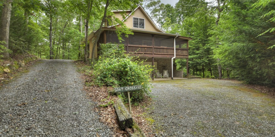 Blue Ridge Cabin - Southern Living Cottage - Exterior