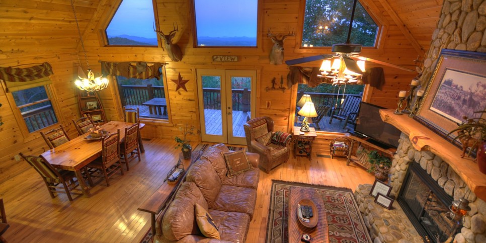 Blue Ridge Cabin - The View - Living
