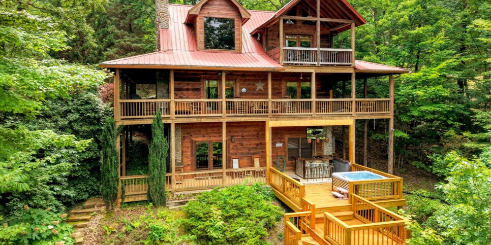 Blue Ridge - Almost Heaven - Exterior