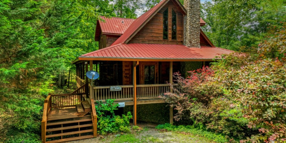 Blue Ridge - Almost Heaven - Exterior